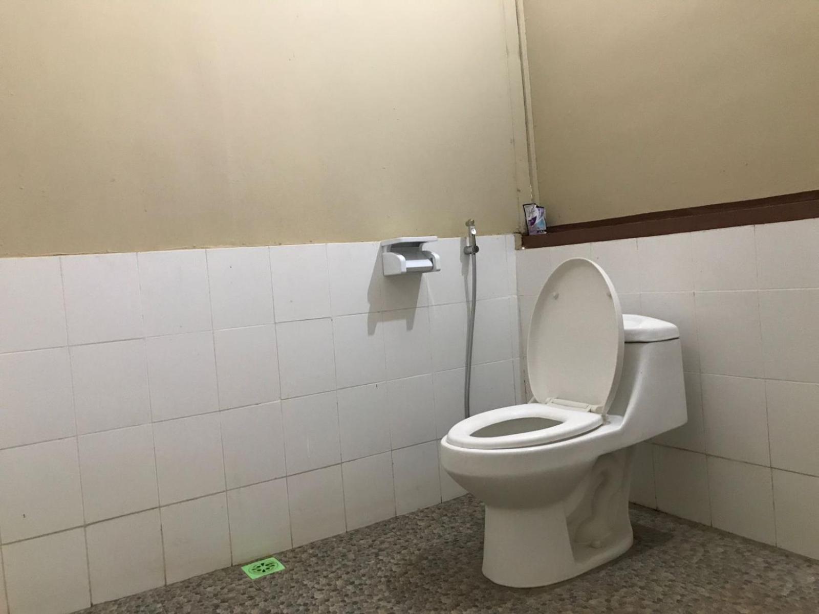 Kevin House Hotel Tanjung  Bagian luar foto